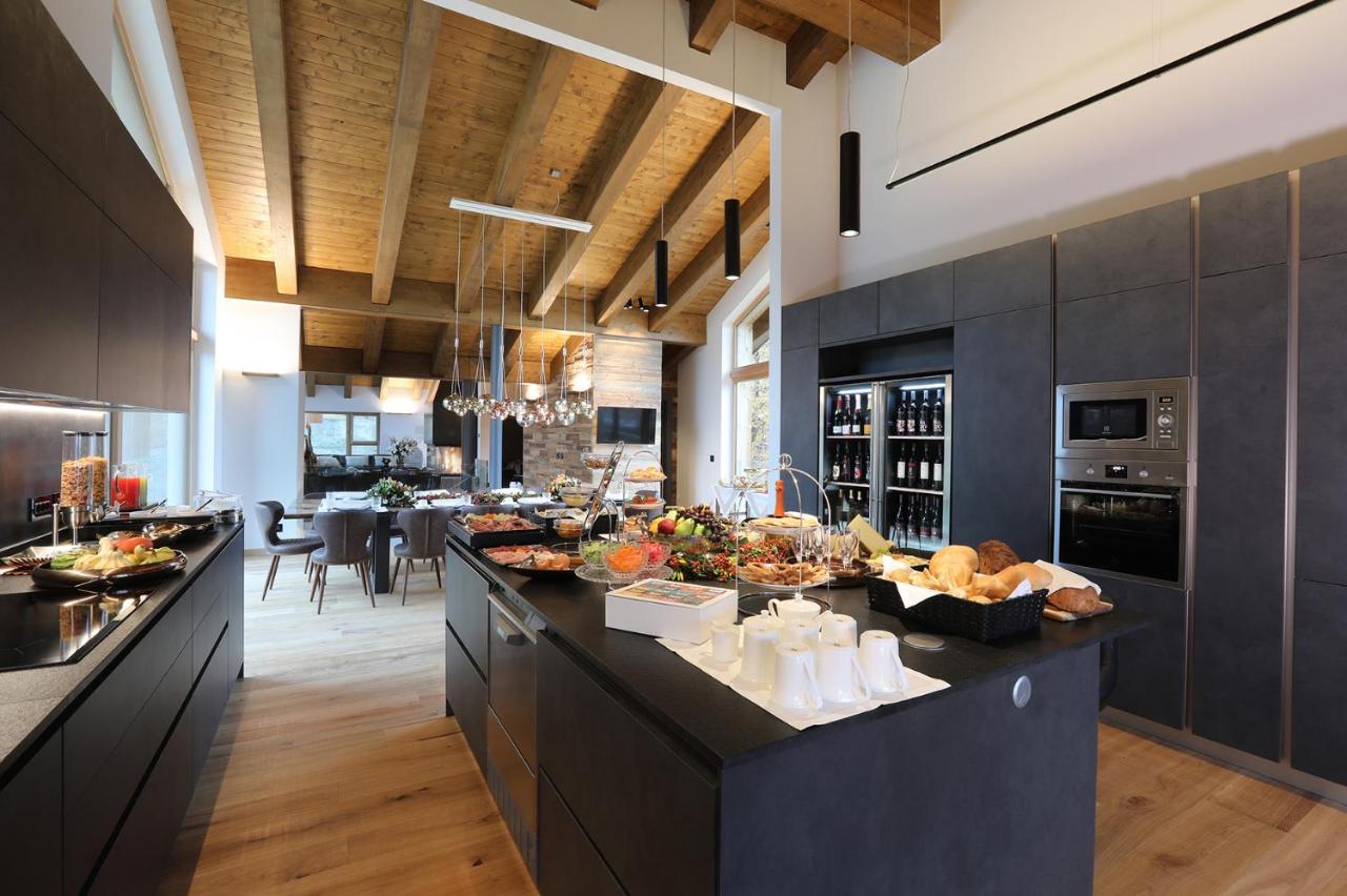 Chalet Blanc Breuil-Cervinia Exterior photo
